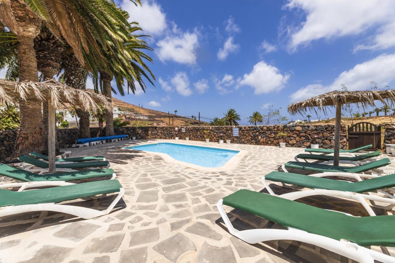 Luxe Villa Haria Private Indoor Pool By PVL Exterior foto