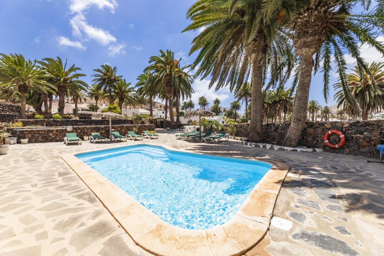 Luxe Villa Haria Private Indoor Pool By PVL Exterior foto